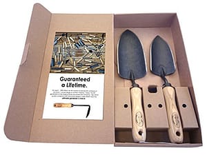 Get Ready to Transform Your Gardening With the Niwaki Moku Trowel