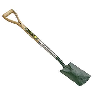 Uncover the Benefits of Owning a Pedigree Stainless Steel Treaded Border Spade